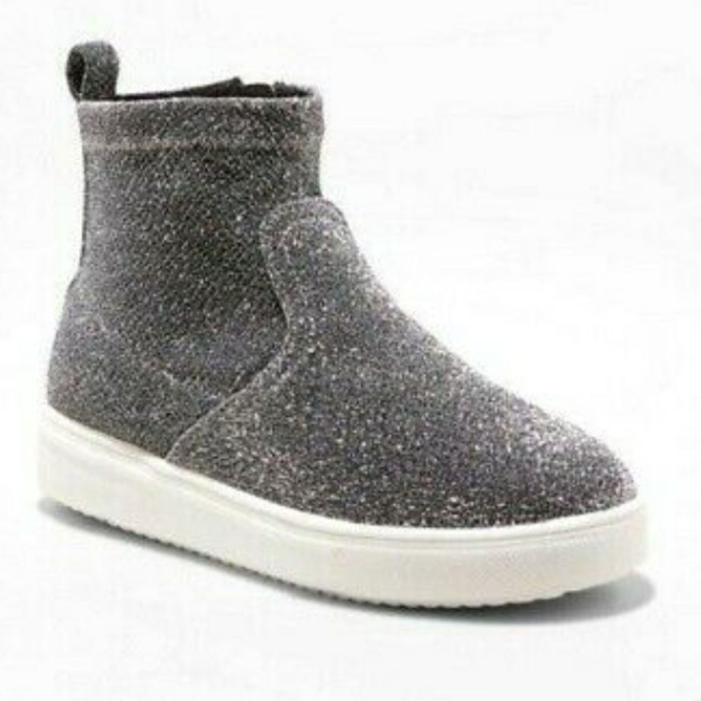 NWT Cat and Jack Silver Annora tennis shoes